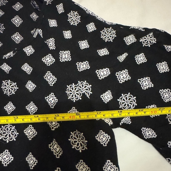 Elan Black and White Boho Pattern Open Shoulder Shirt - Picture 3 of 10